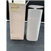 Image 1 : White Garren Leakproof Dispenser Bottle