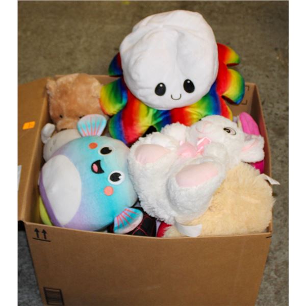 LOT OF 20 STUFFIES/TOYS INCLUDES SQUISHMALLOWS