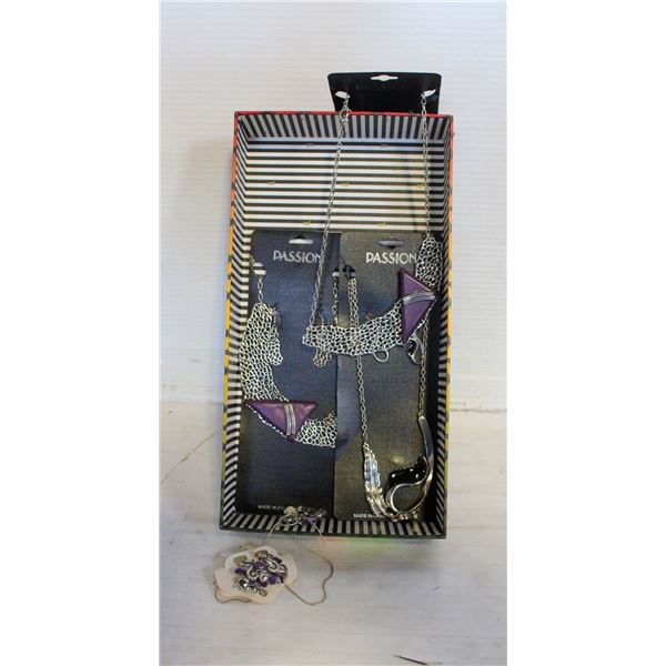 4 SET NEW EARINGS & NECKLACE