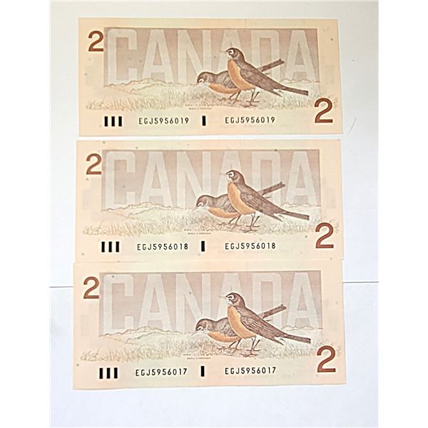 7)  LOT OF 3 CANADIAN 1986 $2.00 BANKNOTES WITH