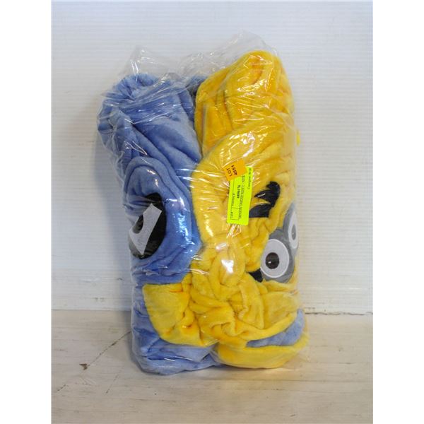 MINION ONEZIE SIZE L - NEW