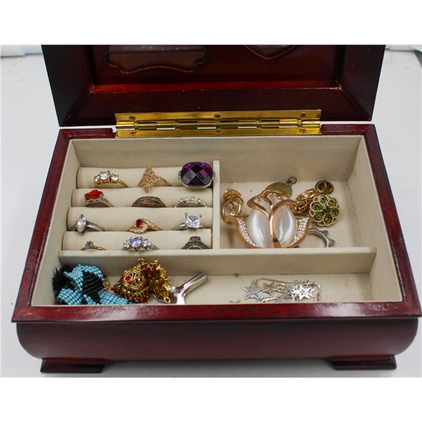 ESTATE JEWELRY BOX WITH CONTENTS