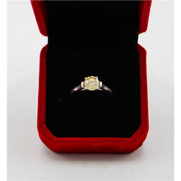 #1174-CUSTOM HAND SET 1.00 CT GRA CERTIFIED