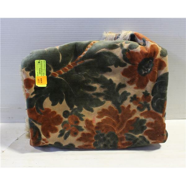 54X54 VINTAGE HEAVY DEMASK EMBROIDERED