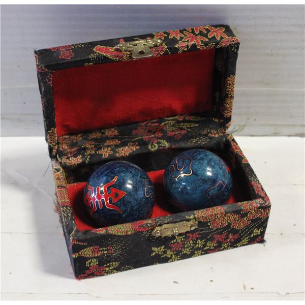 SET OF HARMONY BALLS