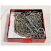 Image 1 : ESTATE SKELETON KEYS NECKLACES IN BOX-ESTATE