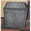 Image 1 : ESTATE WICKER LAUNDRY BASKET WITH
