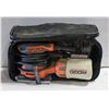 Image 1 : RIGID 1/4 SHEET PALM SANDER W CARTY BAG