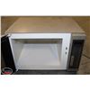 Image 2 : AMANA COMMERCIAL MICROWAVE