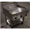 Image 2 : GARLAND 3 BURNER 36" FLAT TOP GRILL W/ STAND ON