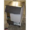 Image 2 : ICE-0-MATIC 200LBS ICE MACHINE