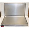 Image 1 : 5 NEW ALUMINUM PERFORATED BUN PANS 18" X 26'