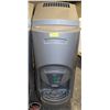 Image 1 : ICE-O-MATIC COUNTER TOP ICE MACHINE