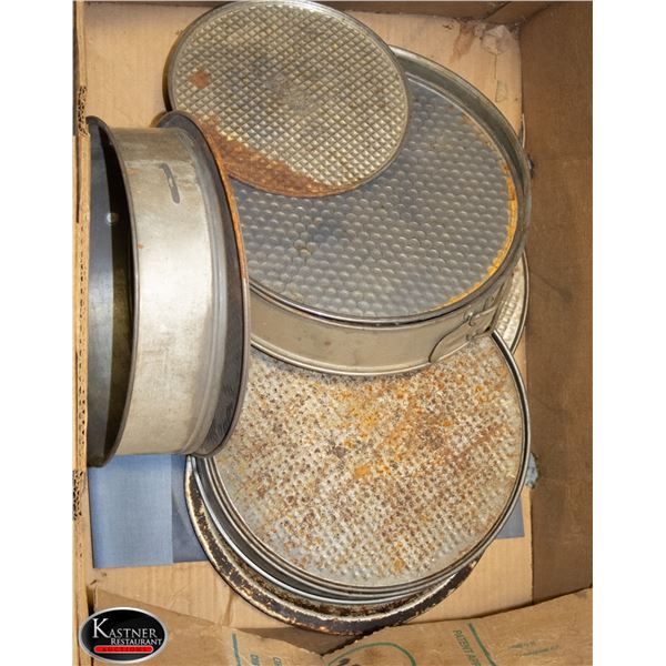 ASSORTEDSPRING FORM PANS