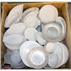 Image 2 : 33" X 33" CRATE FULL OF ASSORTED DISHES