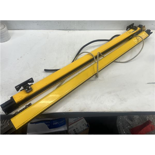 Lot of Keyence Light Curtains