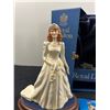 Image 2 : Royal Doulton "The Duchess of York"