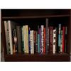 Image 2 : Book Lot