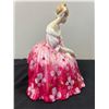 Image 2 : Royal Doulton "Victoria"