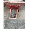 Image 2 : True Tempo Wheelbarrow