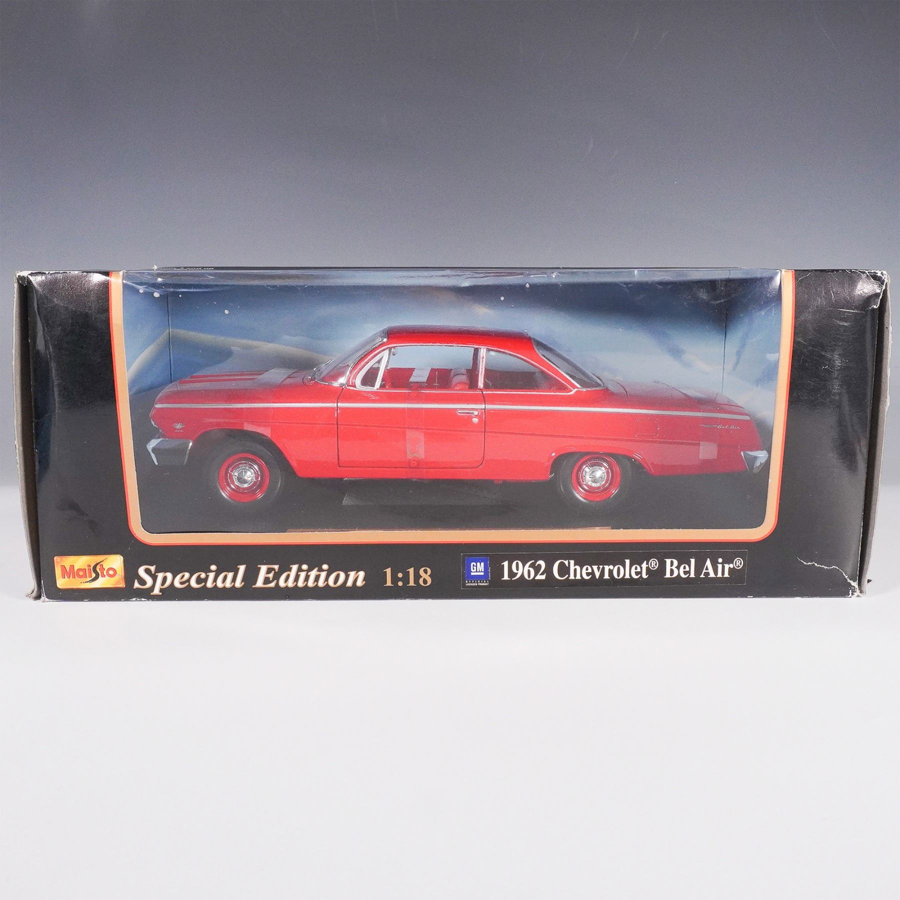 Chevrolet Bel Air 1962 Maisto 1:18 Verde - 20 anos! Loja on-line de miniaturas colecionáveis