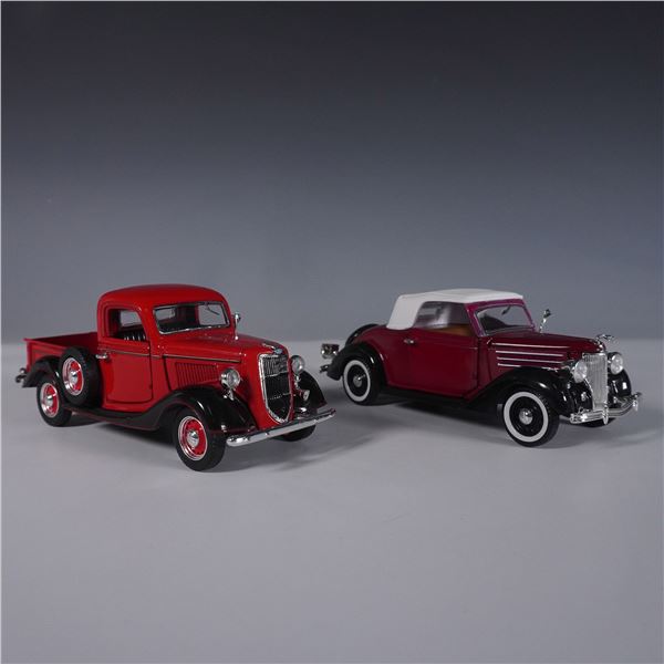 2pc ARKO 1936 Ford Pickup & Cabriolet Set