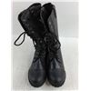 Image 4 : Pair of Women's Faux Leather Boots Size 7.5 - Unused