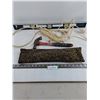 Image 1 : Mixed Lot (Carpenter's Level, Hammer, Powerbar, Extension Cord, Magic Bag)