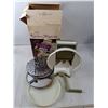 Image 4 : Kitchen Lot- Donut Maker, Cookie Press, Kitchen Magician Food Cutter