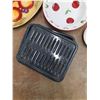 Image 5 : Baking Trays, Serving Platters, Ceramic Bowl and 2 Scented Candles