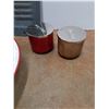 Image 7 : Baking Trays, Serving Platters, Ceramic Bowl and 2 Scented Candles