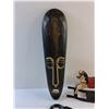 Image 2 : (5) Various Wooden Decorations