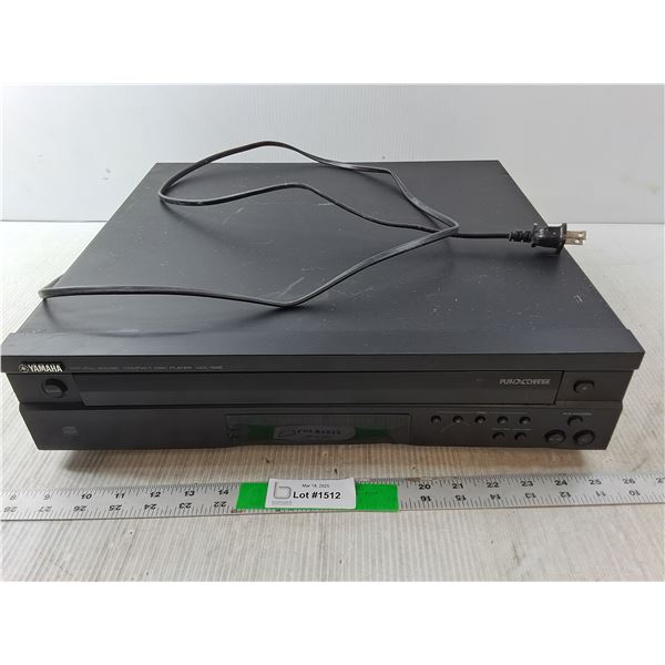 Yamaha CD Player- Powers On