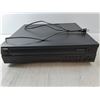 Image 3 : Yamaha CD Player- Powers On