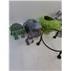 Image 2 : Yard Decor Lot (Frogs & Wind Chimes)