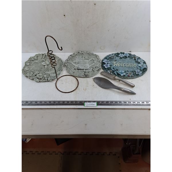 Yard Decor Lot (Wall Art & Implements)