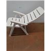 Image 1 : * Folding Plastic Lounge Chair