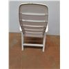 Image 3 : * Folding Plastic Lounge Chair