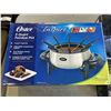 Image 4 : FONDUE SET, WOK AND SMALL GRILL