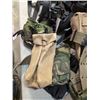 Image 4 : LOT OF TACT5ICAL SLINGS, BELTS AND MILITARY ITEMS