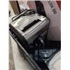 Image 3 : BOX OF SCANNER, SEAT COVERS AND PAPER SHREDDER