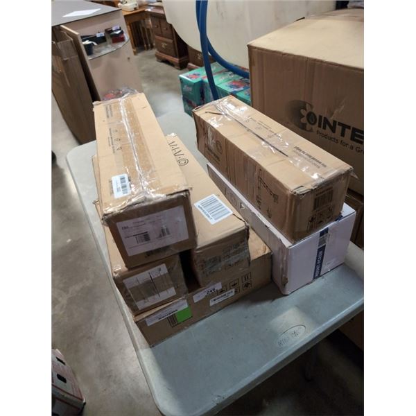 LOT OF VARIOUS VIVO MOUNTS