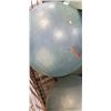 Image 2 : 3 EXCERCISE BALLS