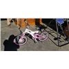 Image 1 : WHITE AVGO BIKE
