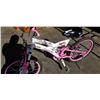 Image 3 : WHITE AVGO BIKE