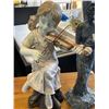 Image 3 : 2 GARDEN FIGURES