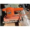 Image 2 : DEWALT RADIAL ARM SAW WITH BLACK AND DECKER SANDER