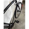 Image 2 : BLACK DEVINCI BIKE