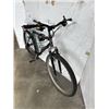 Image 2 : GREEN GIANT BIKE