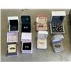 Image 1 : 8 ESTATE RINGS